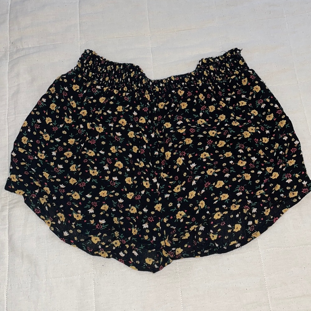 Flower shorts